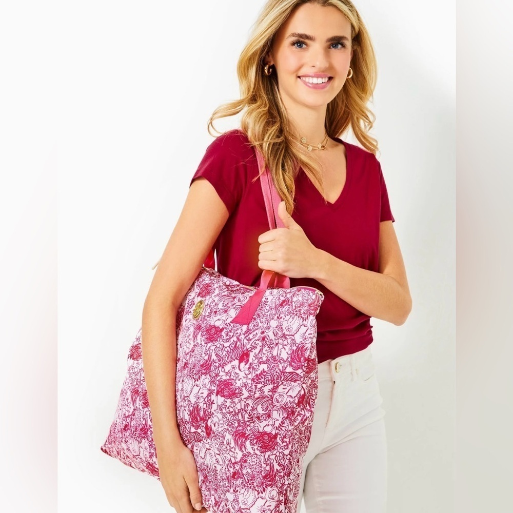 Lilly Pulitzer Raspberry Rouge Floral Piper Packable Tote - Picture 4 of 7